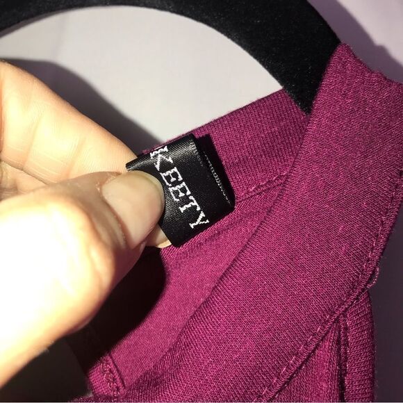 Merokeet Sleeveless Romper   - Picture 4 of 5